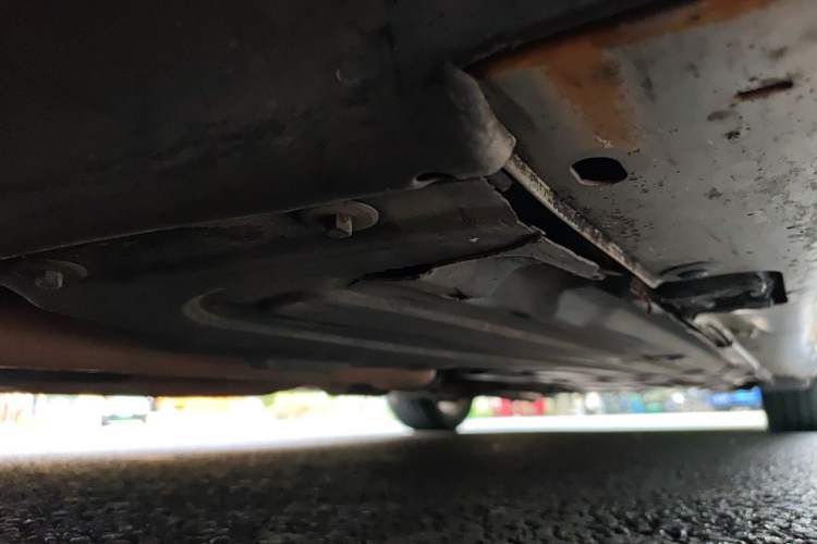 Used Mercedes-Benz E-Class 2007 E 230 Elegant Model Chassis Front Left