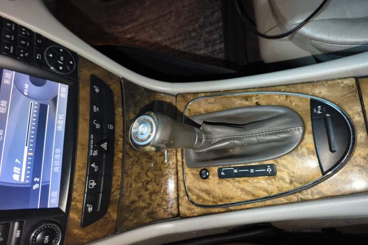 Used Mercedes-Benz E-Class 2007 E 230 Fashion Model Gear Lever