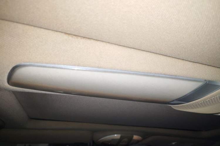 Used Mercedes-Benz E-Class 2007 E 280 Fashion Model Headliner