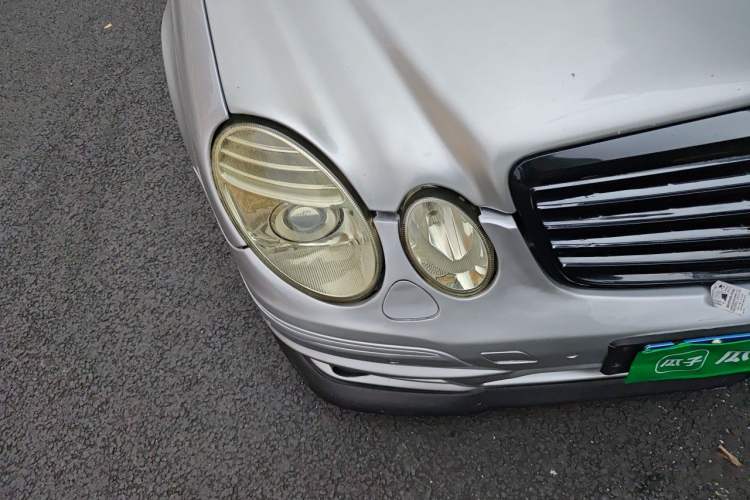 Used Mercedes-Benz E-Class 2007 E 230 Elegant Model Right Front Headlight
