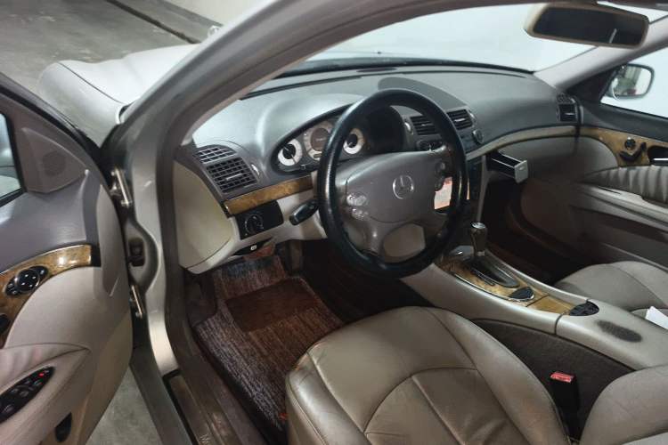 Used Mercedes-Benz E-Class 2007 E 230 Fashion Model Steering Wheel