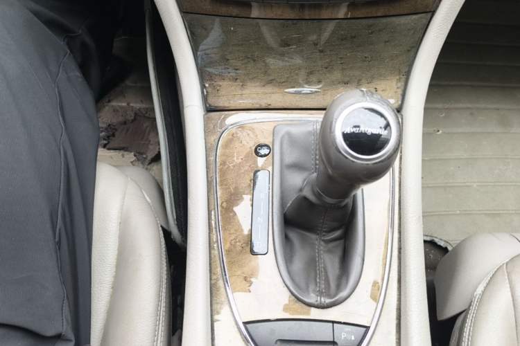 Used Mercedes-Benz E-Class 2008 E 230 Fashion Model Gear Lever