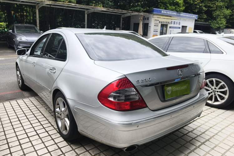 Used Mercedes-Benz E-Class 2008 E 230 Fashion Model Rear Left 45 Deg
