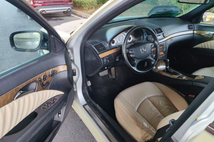 Used Mercedes-Benz E-Class 2008 E 230 Fashion Model Driver Seat