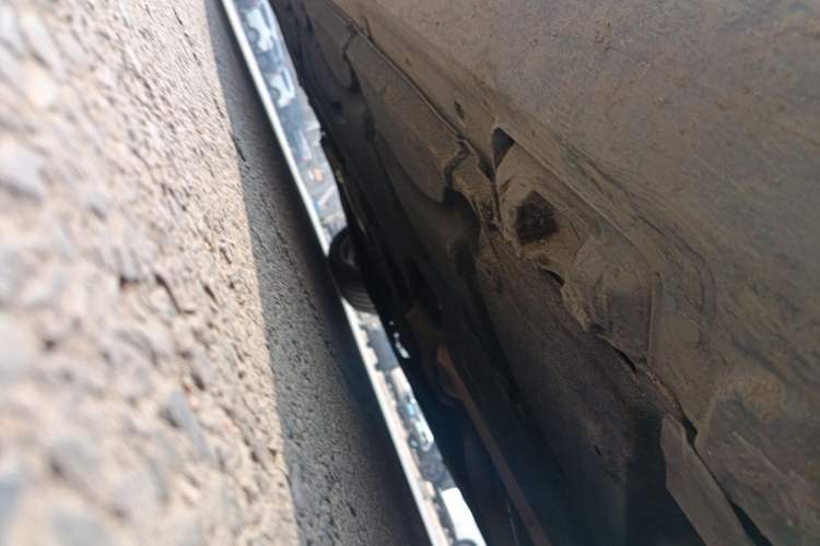 Used Mercedes-Benz E-Class 2009 E 300 Fashion Model Chassis Front Right