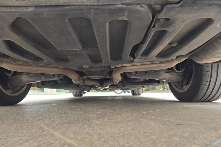 Used Mercedes-Benz E-Class 2009 E 300 Elegant Model Chassis Rear