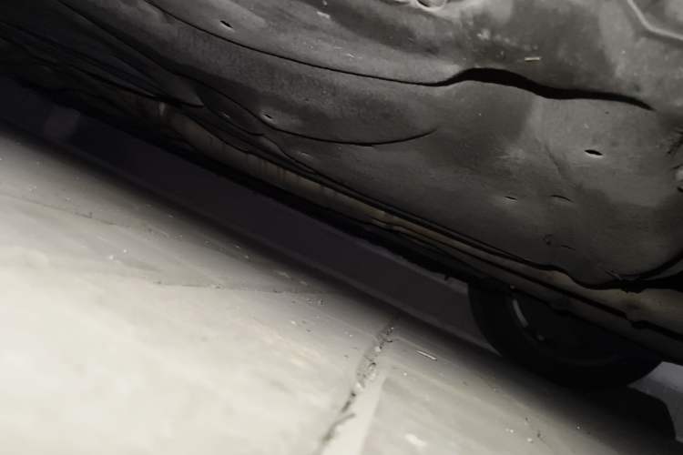 Used Mercedes-Benz E-Class 2009 E 300 Fashion Model Chassis Rear Left