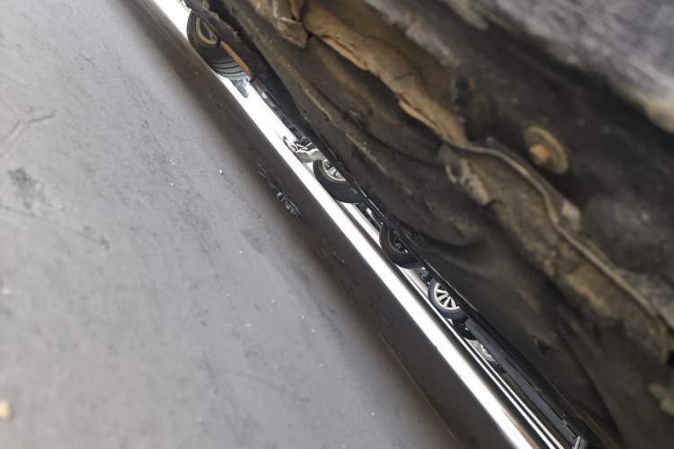 Used Mercedes-Benz E-Class 2009 E 300 Fashion Model Chassis Rear Left