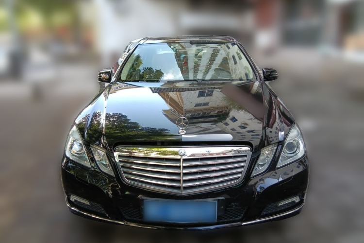 Used Mercedes-Benz E-Class 2009 E 300 Elegant Model Front