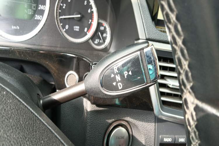 Used Mercedes-Benz E-Class 2009 E 300 Fashion Model Gear Lever