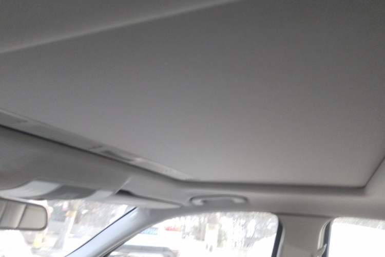 Used Mercedes-Benz E-Class 2009 E 300 Elegant Model Headliner