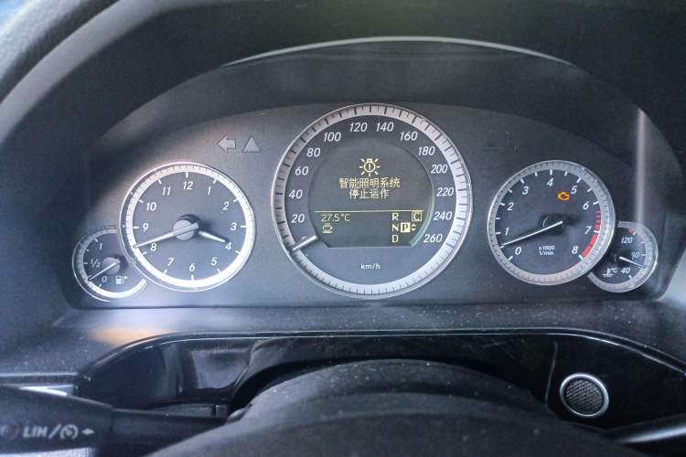 Used Mercedes-Benz E-Class 2009 E 300 Fashion Model Instrument Cluster