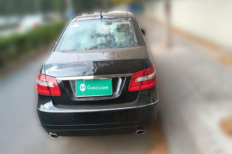 Used Mercedes-Benz E-Class 2009 E 300 Fashion Model Rear