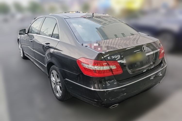 Used Mercedes-Benz E-Class 2009 E 300 Elegant Model Rear Left 45 Deg