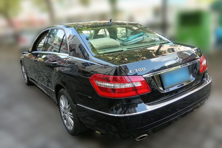 Used Mercedes-Benz E-Class 2009 E 300 Elegant Model Rear Left 45 Deg