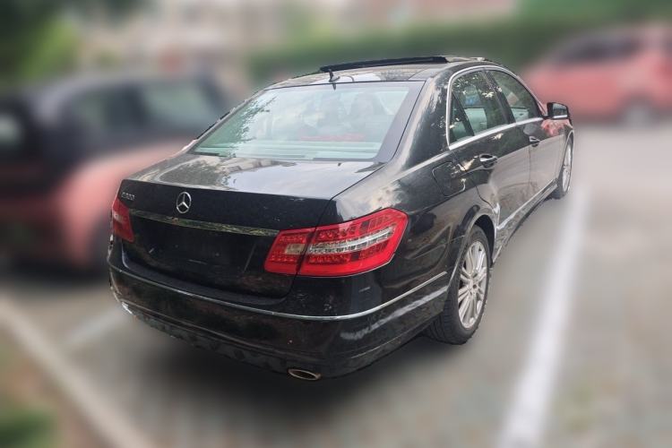 Used Mercedes-Benz E-Class 2009 E 300 Elegant Model Rear Right 45 Deg