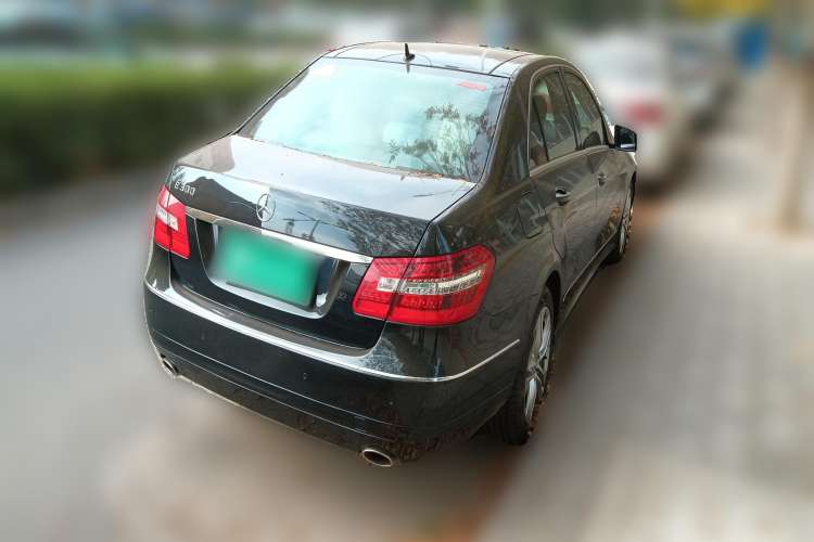 Used Mercedes-Benz E-Class 2009 E 300 Fashion Model Rear Right 45 Deg