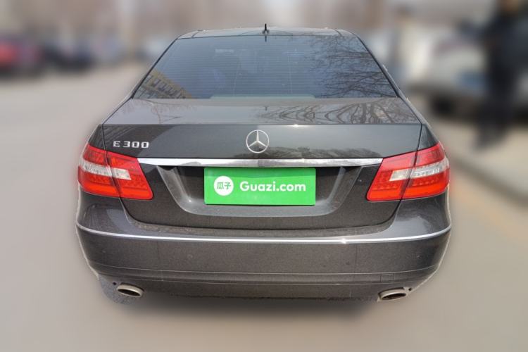 Used Mercedes-Benz E-Class 2009 E 300 Fashion Model Rear