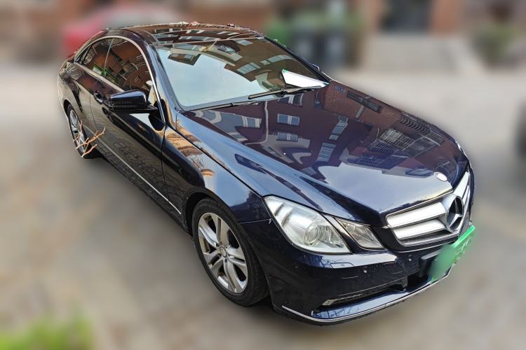 Used Mercedes-Benz E-Class 2009 E 350 Coupe Front Right 45 Deg