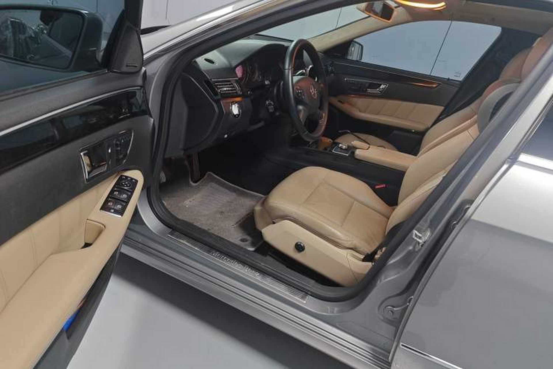 Used Mercedes-Benz E-Class 2009 E 300 Fashion Model Driver Seat