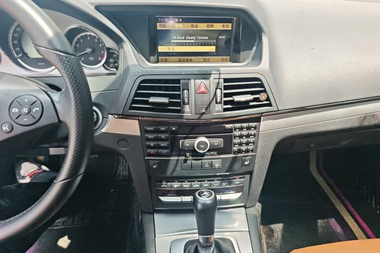 Used Mercedes-Benz E-Class 2009 E 350 Coupe Audio And AC Panel