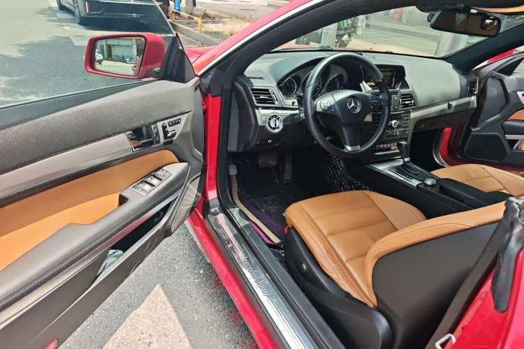Used Mercedes-Benz E-Class 2009 E 350 Coupe Driver Seat