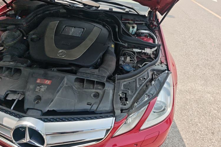 Used Mercedes-Benz E-Class 2009 E 350 Coupe Engine Bay Left