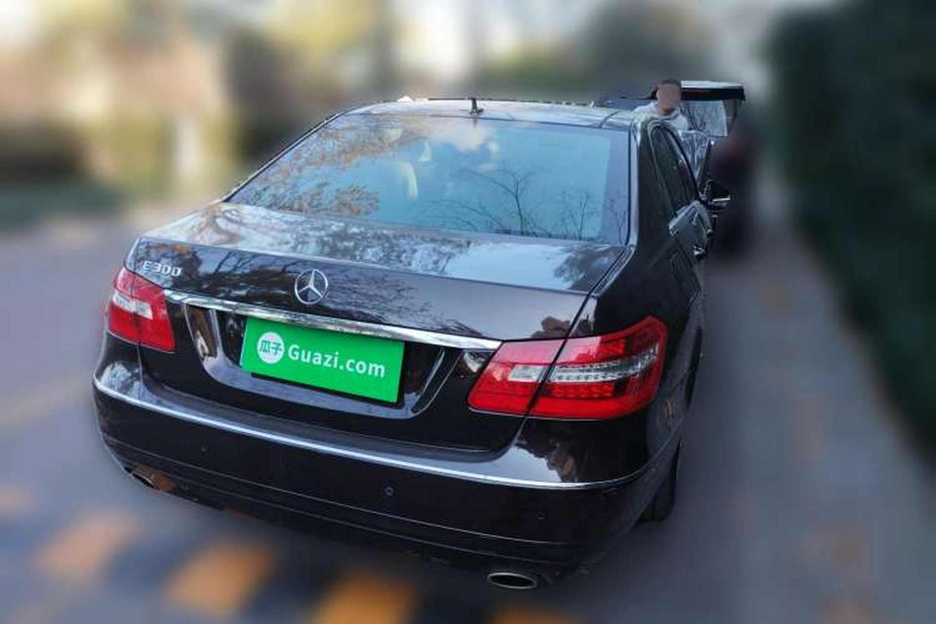 Used Mercedes-Benz E-Class 2009 E 300 Fashion Model Rear Right 45 Deg