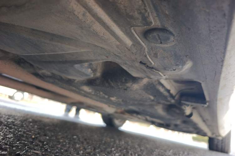 Used Mercedes-Benz E-Class 2009 E 300 Elegant Model Chassis Front Left