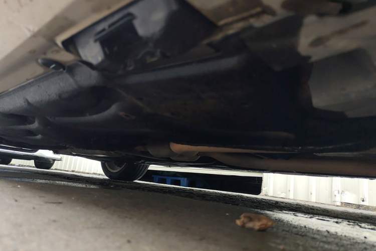 Used Mercedes-Benz E-Class 2009 E 300 Fashion Model Chassis Front Right