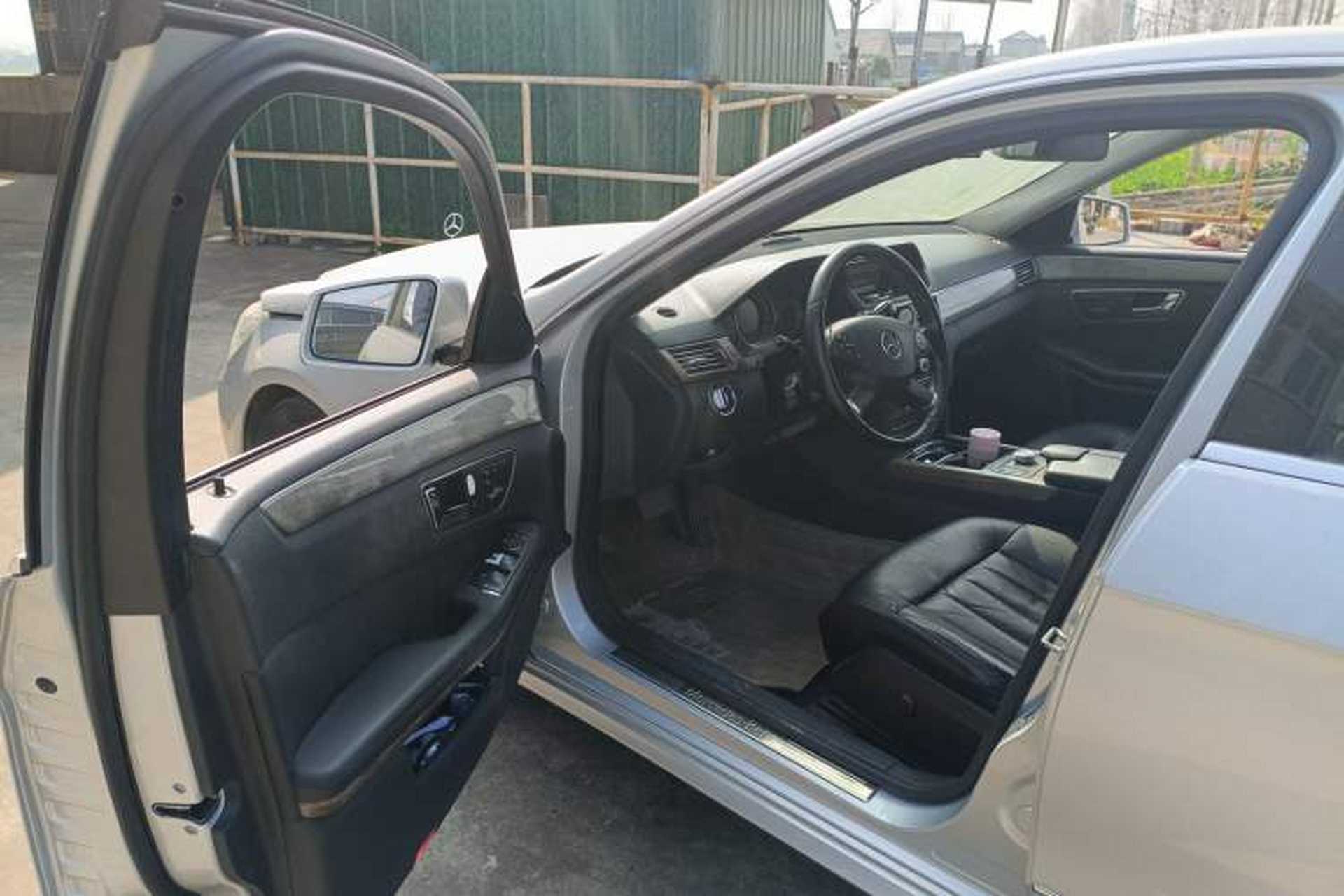 Used Mercedes-Benz E-Class 2009 E 300 Elegant Model Driver Seat