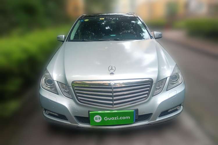 Used Mercedes-Benz E-Class 2009 E 300 Elegant Model Front