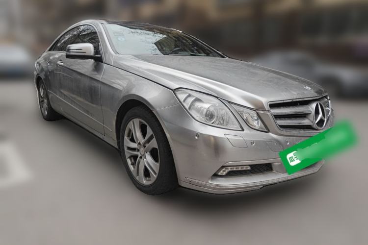 Used Mercedes-Benz E-Class 2009 E 350 Coupe Front Right 45 Deg