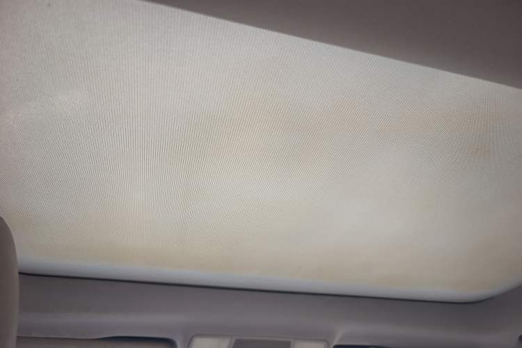 Used Mercedes-Benz E-Class 2009 E 300 Elegant Model Headliner