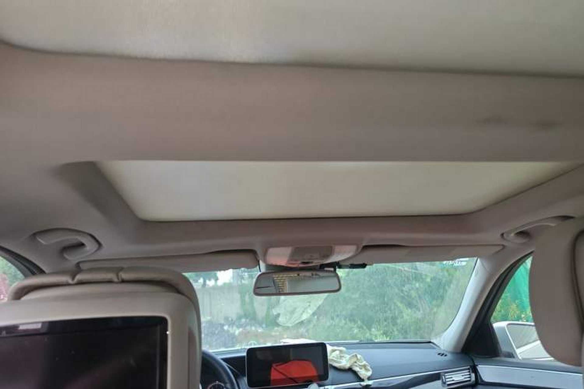 Used Mercedes-Benz E-Class 2009 E 300 Fashion Model Headliner
