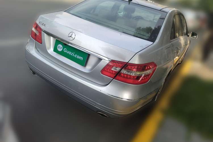 Used Mercedes-Benz E-Class 2009 E 300 Elegant Model Rear Right 45 Deg