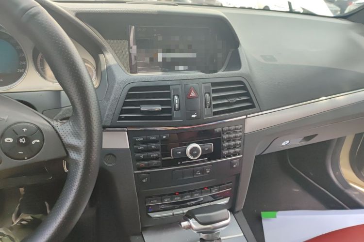 Used Mercedes-Benz E-Class 2009 E 350 Coupe Audio And AC Panel