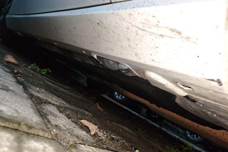 Used Mercedes-Benz E-Class 2009 E 300 Elegant Model Chassis Front Right