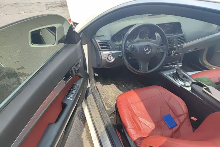 Used Mercedes-Benz E-Class 2009 E 350 Coupe Driver Seat
