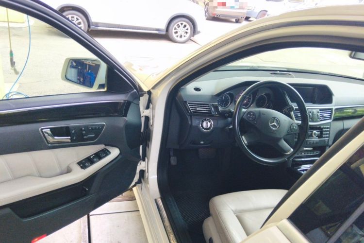 Used Mercedes-Benz E-Class 2009 E 300 Fashion Model Driver Seat