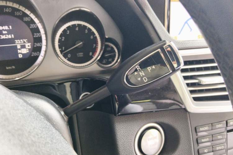 Used Mercedes-Benz E-Class 2009 E 300 Fashion Model Gear Lever