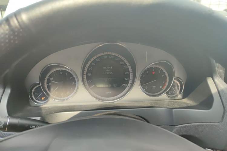 Used Mercedes-Benz E-Class 2009 E 350 Coupe Instrument Cluster