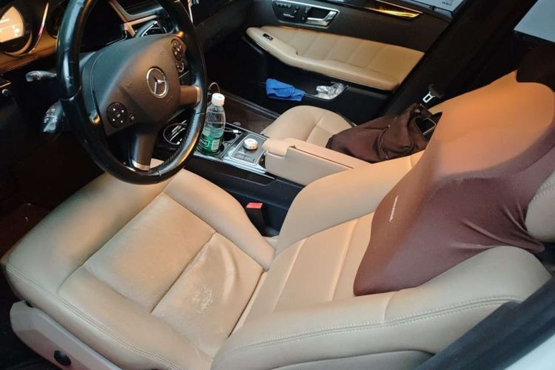 Used Mercedes-Benz E-Class 2009 E 300 Elegant Model Left Front Seat