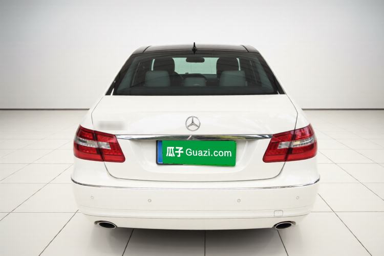 Used Mercedes-Benz E-Class 2009 E 300 Fashion Model Rear