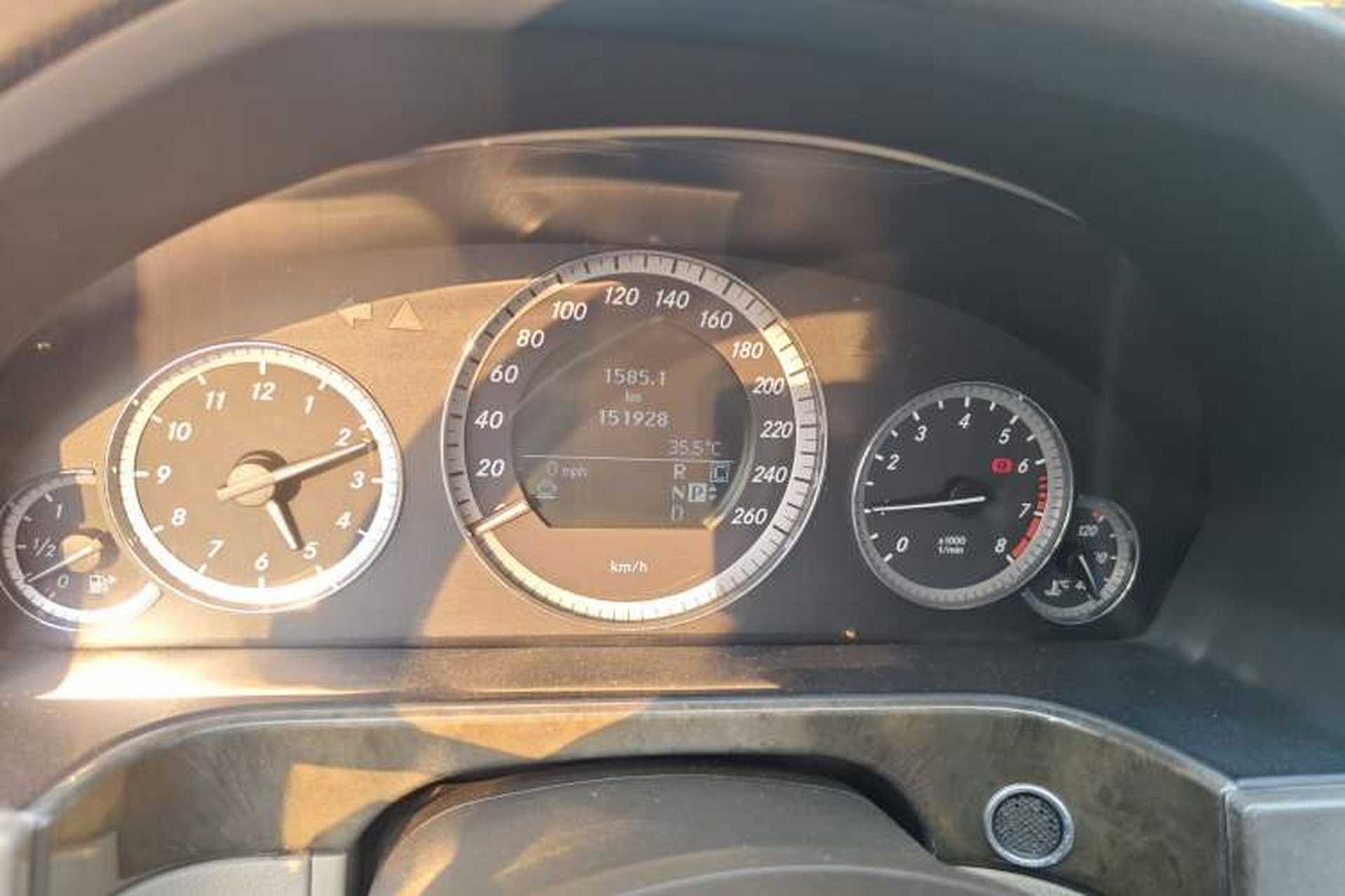 Used Mercedes-Benz E-Class 2009 E 300 Elegant Model Odometer Close Up