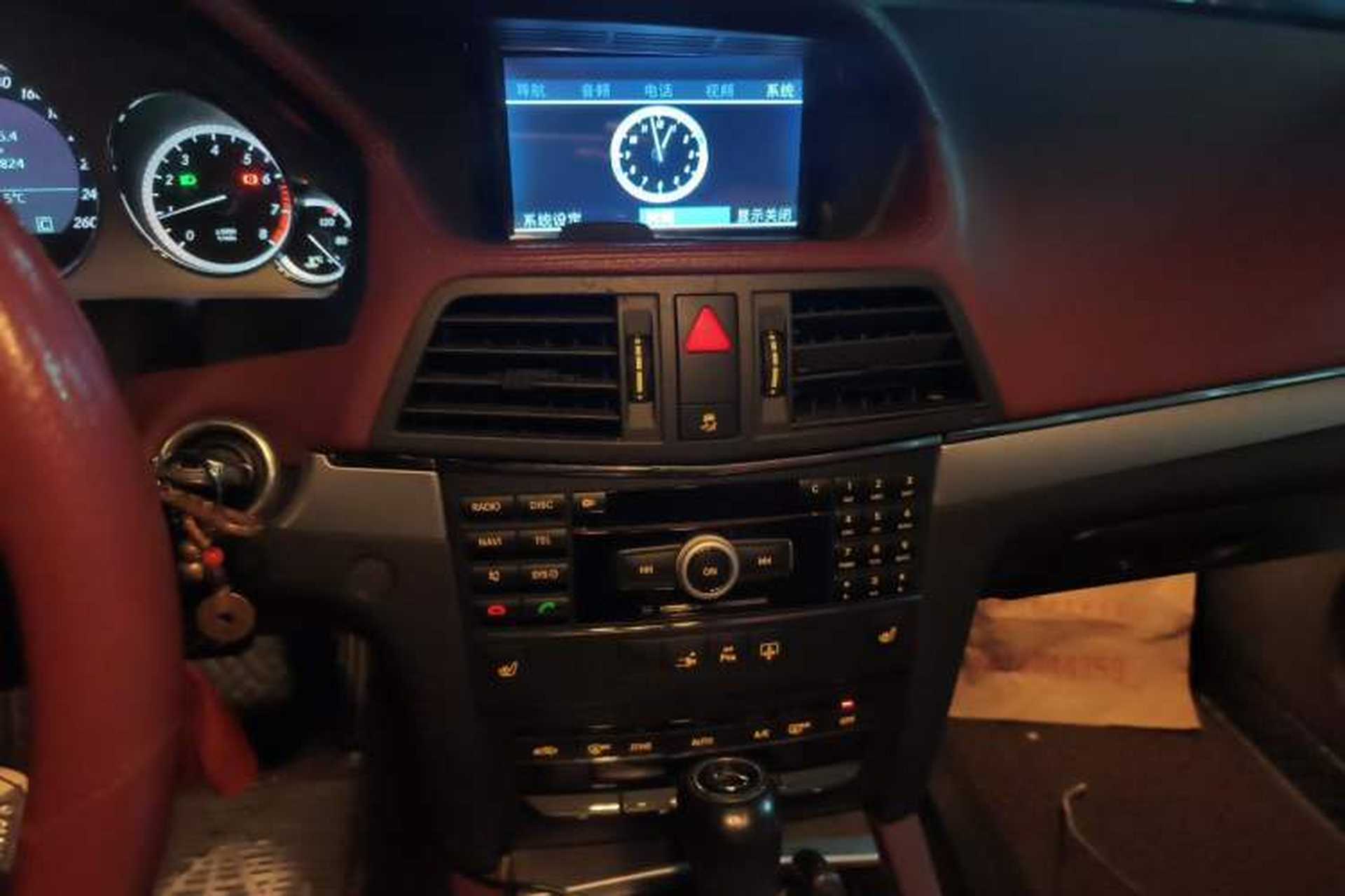 Used Mercedes-Benz E-Class 2010 E 260 CGI Coupe Audio And AC Panel