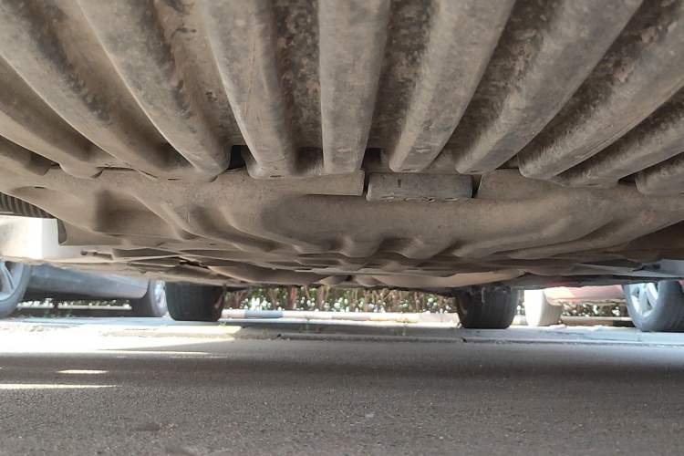 Used Mercedes-Benz E-Class 2010 E 300 L Fashion Model Chassis Front