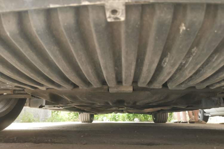 Used Mercedes-Benz E-Class 2010 E 300 L Fashion Model Chassis Front