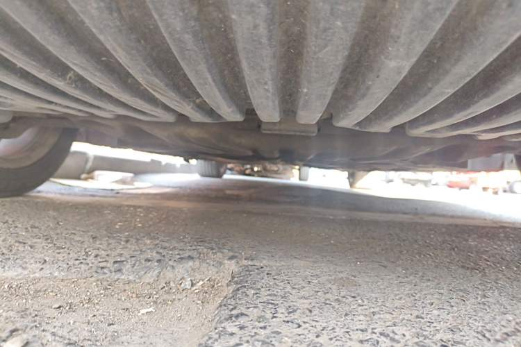 Used Mercedes-Benz E-Class 2010 E 300 L Fashion Model Chassis Front