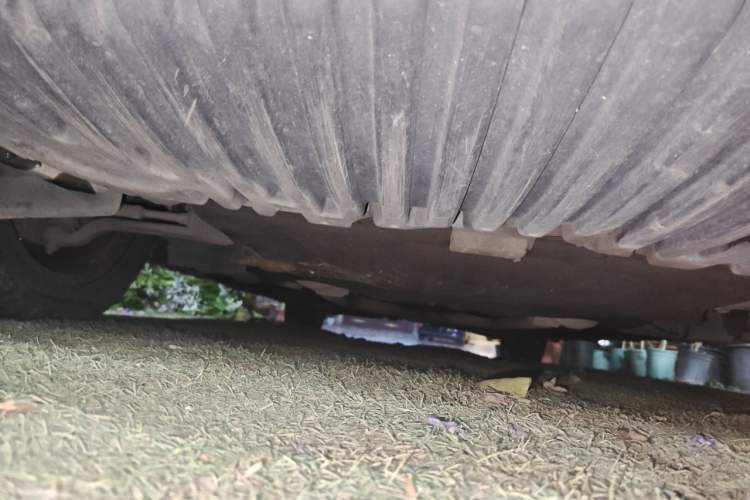 Used Mercedes-Benz E-Class 2010 E 300 L Fashion Model Chassis Front